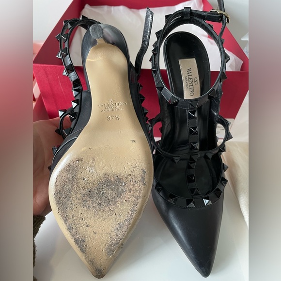 Valentino Garavani Rockstud ankle strap pump in calfskin leather. Size 37.5 - Picture 7 of 12